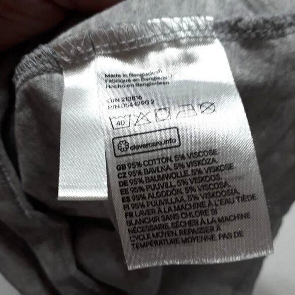 Bundle of 2 short sleeve tee shirts Canada & solid basic toddler boys size 2-4. - Picture 7 of 7